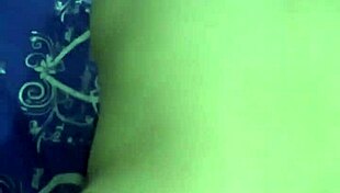 whoa, real sexo trio with my hermanastra and novia, curvy latina bisexual on bed