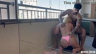 esposa loirinha branquinha safada teasing small waist in camisolinha on new apartment balcony - vivian lola