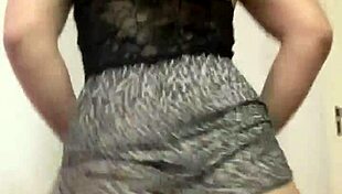 Morena In Babydoll Dances Funk Without Panties - Full On Red!