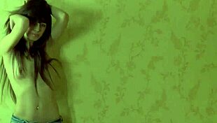 hey check my hot girlfriend teasing in tight jeans