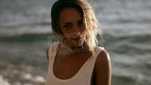 hey check this salt glistening on her wet skin beach bra see-through nipples poking russian crossdresser so hot 😍🏖️🔥