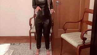wanna see me in sexy dress dancing to findom golddigger song with glasses on? 
