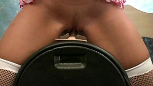 Barbi sinclair rides sybian machine dildo like a wild babe!
