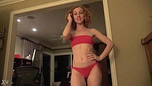 damn that milf's bikini ass is 🔥🍑