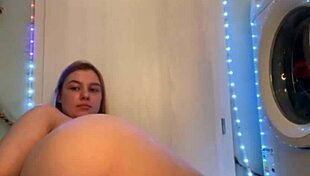 Teen BBW fists gaping asshole hard on homemade webcam show