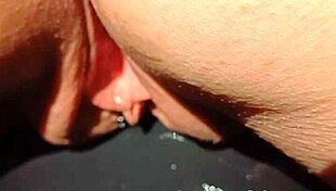 i crave mature moms humping my steaming hot meatbox nonstop