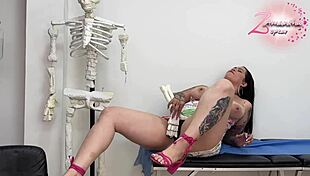 things heat up unexpectedly during my doctor's appointment mess around