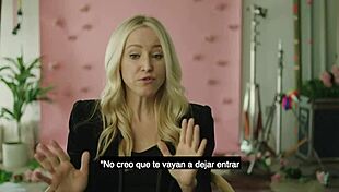 britney spears under total control in steamy español encounter