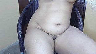 Stepbrother Shaves Stepsister's Pussy Hair