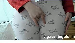 Masturbating Camel Toe In Pajamas