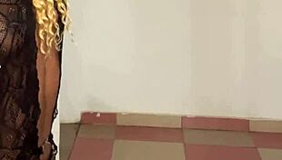 Seductive Hips Sway In Steamy Dance Tease