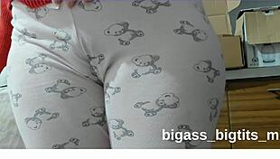 Masturbating Camel Toe In Pajamas