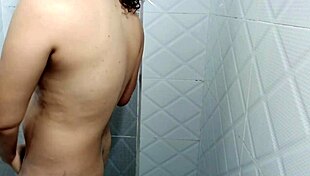 Colombian Cutie Fingers Pussy to Orgasm in Steamy Shower