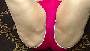 Camera Man Jerks Cum Accident On Bubble Butt Chubby BBW Milf Leggings Workout