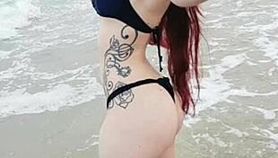 Lomotif shows diana zambrozuski in bikini