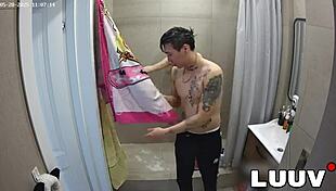 luuv showers flashing shaved pussy with girlfriend for reality cam