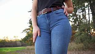 stepsis cameltoe teases big pussy lips through tight blue jeans outdoors, wanna see?