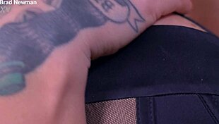 tattoo model tries first time with huge cock