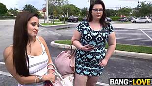 colombian hottie ditches friend for road dick