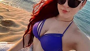 Lomotif shows diana zambrozuski in bikini