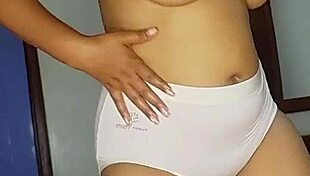 squirting in my boyfriend house with friend