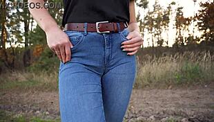 stepsis cameltoe teases big pussy lips through tight blue jeans outdoors, wanna see?