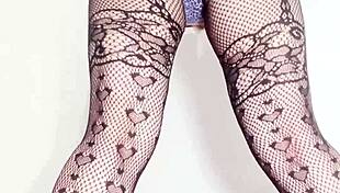 madrastra puta infiel rides her toy and films it for her husbands friends what a latina slut