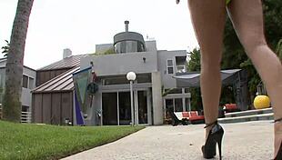 reena sky gets her pussy gaped sqf