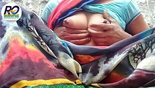 Desi village wife removes saree for fingering
