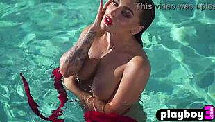 glamorous all natural milf emily rinaudo stripped and posed totally naked