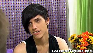 Twinks breed after sucking each other