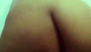 Pregnant brazilian shows swollen pussy while dancing