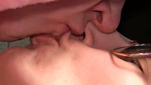 She knows how to fuck him for epic cum