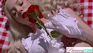 Kinky kenzie reeves you know exactly what i want i want you to feed me 😏