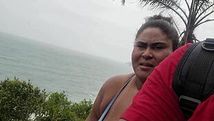 me exibindo na rua saindo da praia nudista