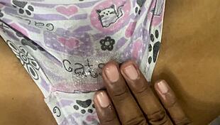 fuck a tight pussy and cum outside it