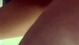 Novinha hotwife gives anal and cums hard