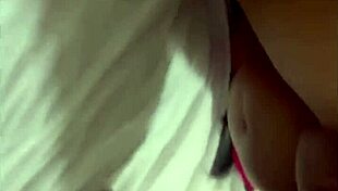 Novinha hotwife gives anal and cums hard