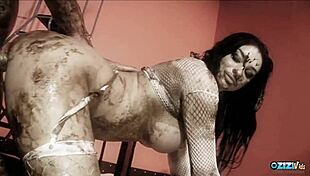 Messy brunette chick gets her pussy stretched with a thick dick