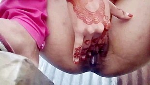 bangladeshi dhaka xxx video shows cute girl in bathroom